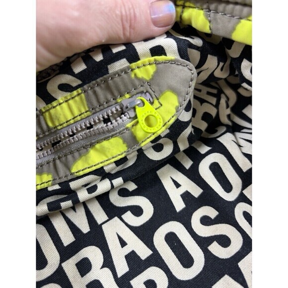 Marc by Marc Jacobs Crossbody Sling Hobo Bag Fluorescent Yellow Grey Heart Print - Picture 12 of 15